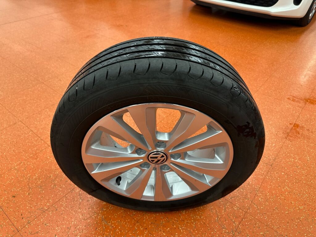 Volkswagen Golf 2017 Harmaa