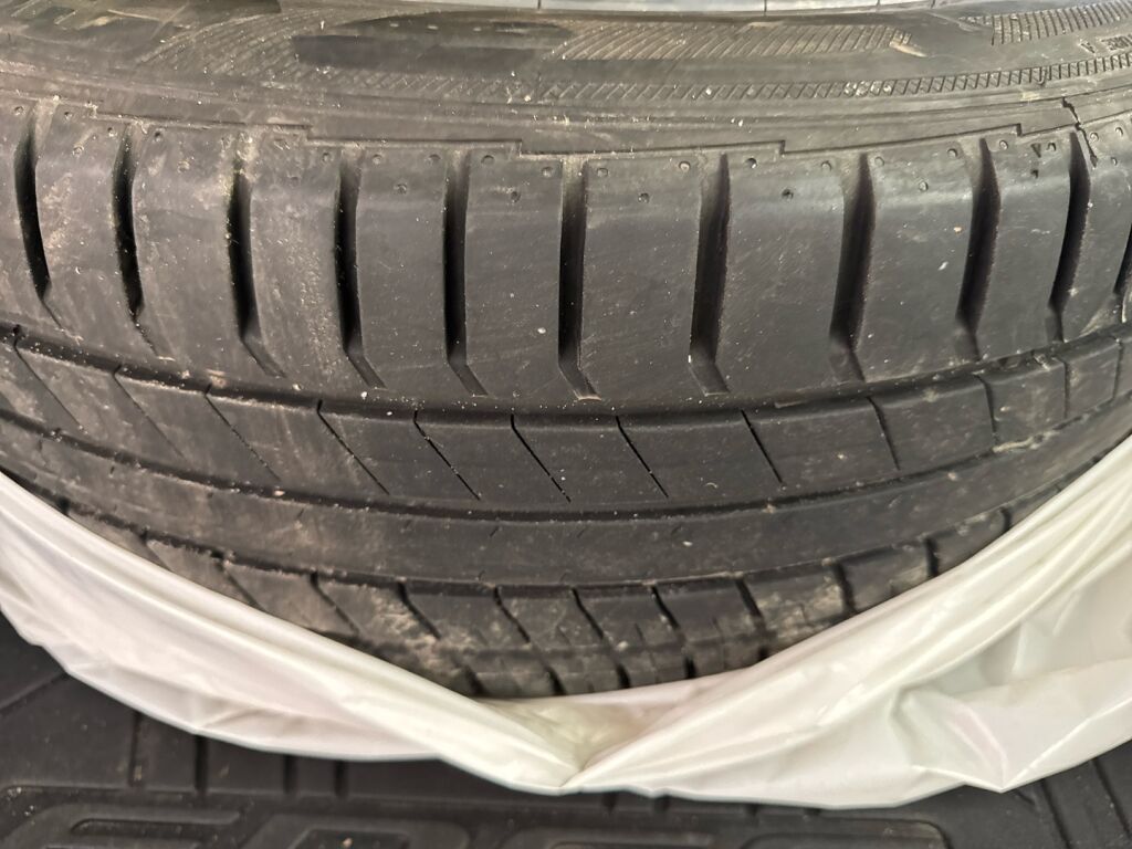 Ford Edge 2017 Punainen