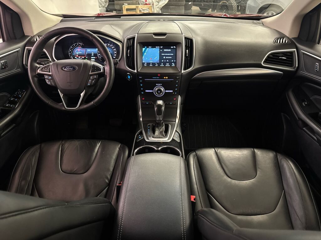 Ford Edge 2017 Punainen