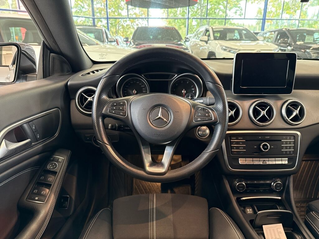 Mercedes-Benz CLA 2017 Harmaa
