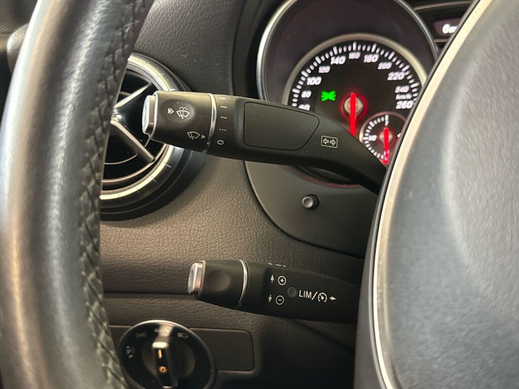 Mercedes-Benz CLA 2017 Harmaa