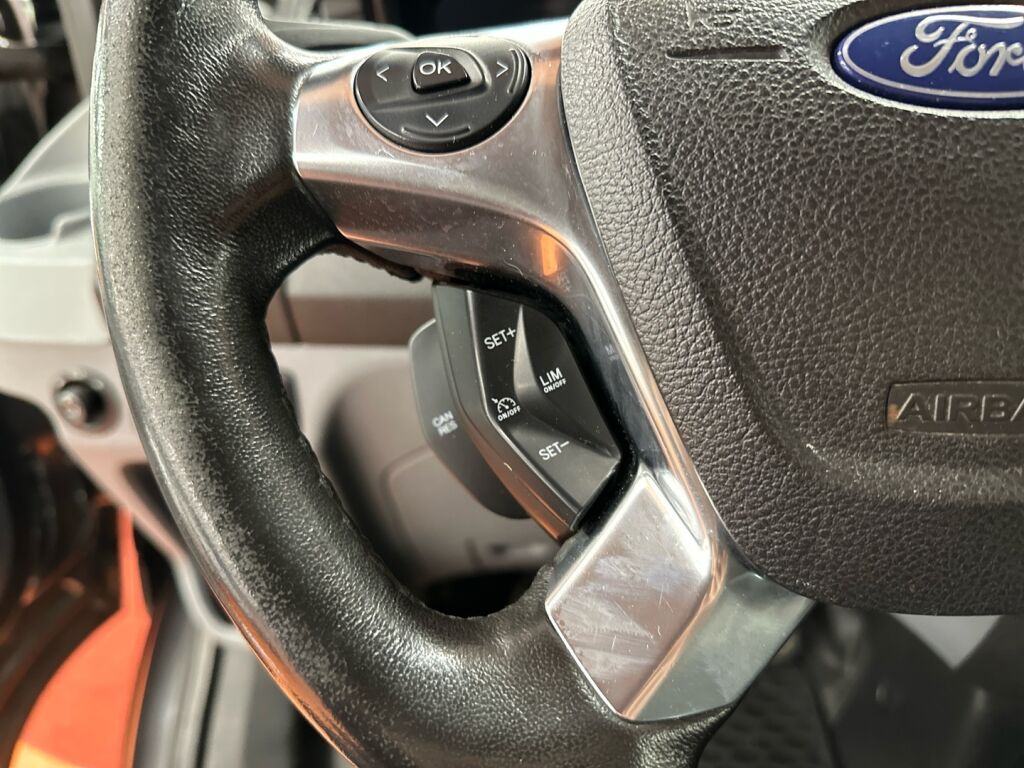 Ford Transit 2017 Harmaa