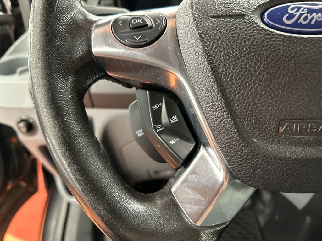 Ford Transit 2017 Harmaa
