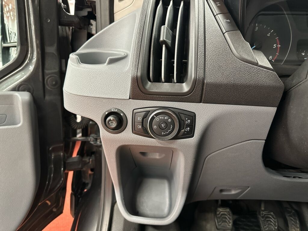 Ford Transit 2017 Harmaa