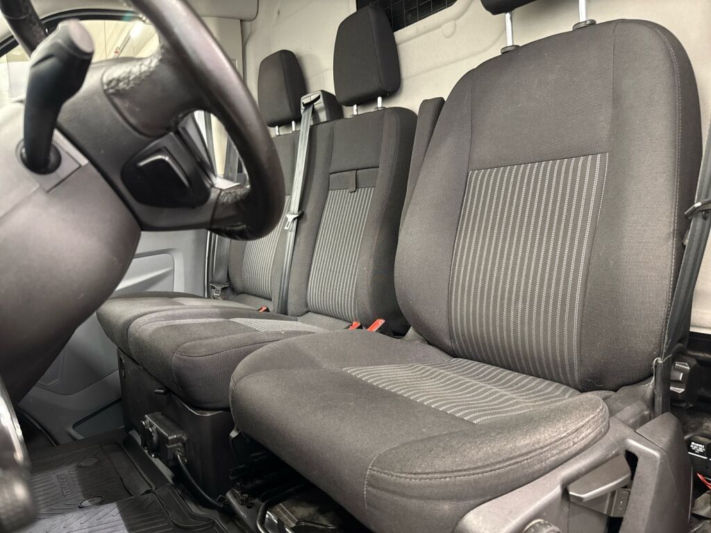 Ford Transit 2017 Valkoinen