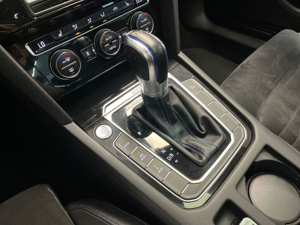 Volkswagen Passat 2016 Valkoinen