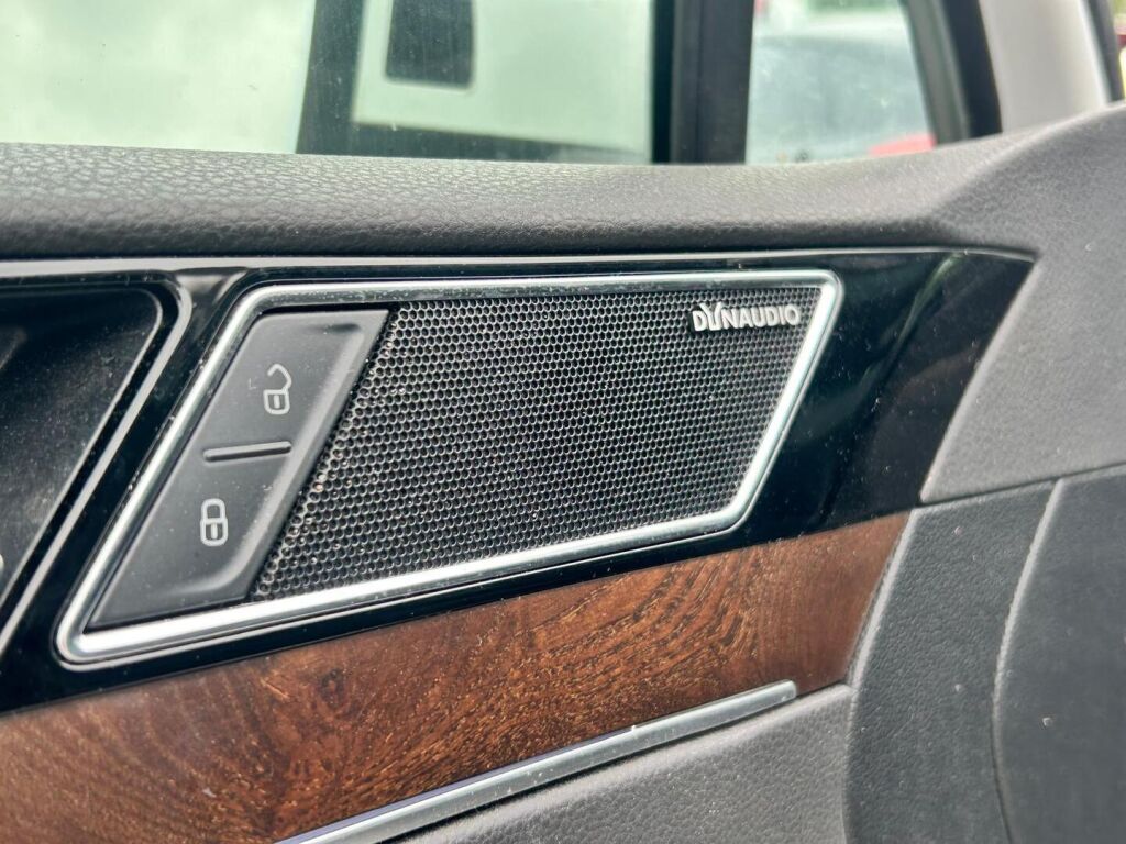 Volkswagen Passat 2016 Valkoinen
