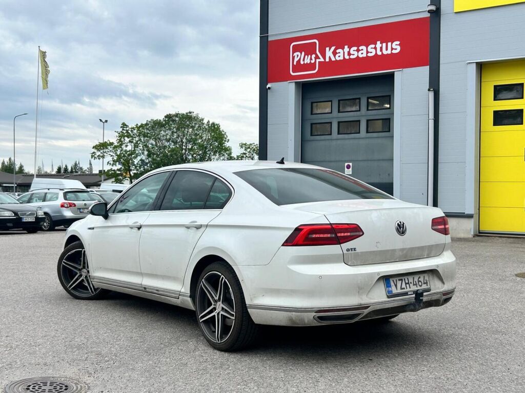 Volkswagen Passat 2016 Valkoinen