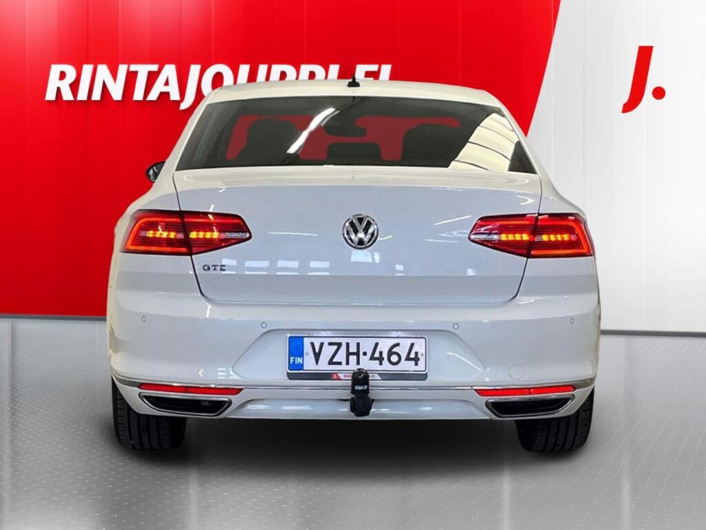 Volkswagen Passat 2016 Valkoinen