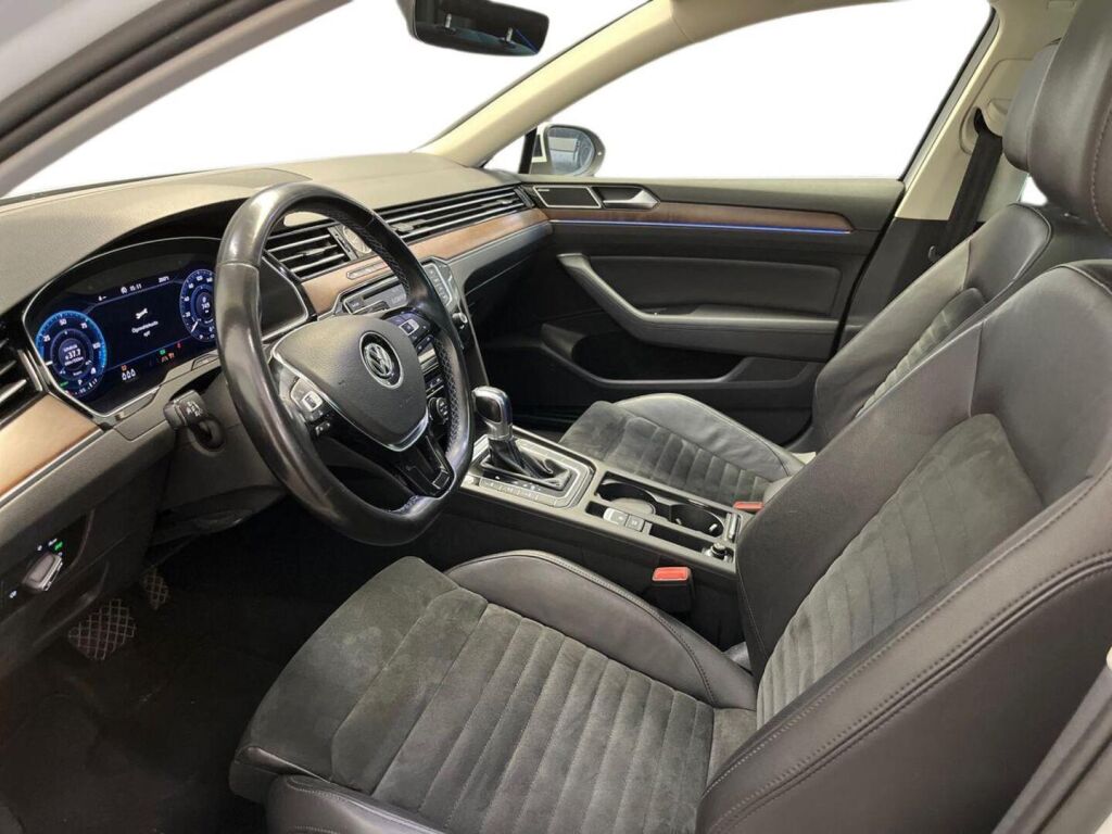 Volkswagen Passat 2016 Valkoinen