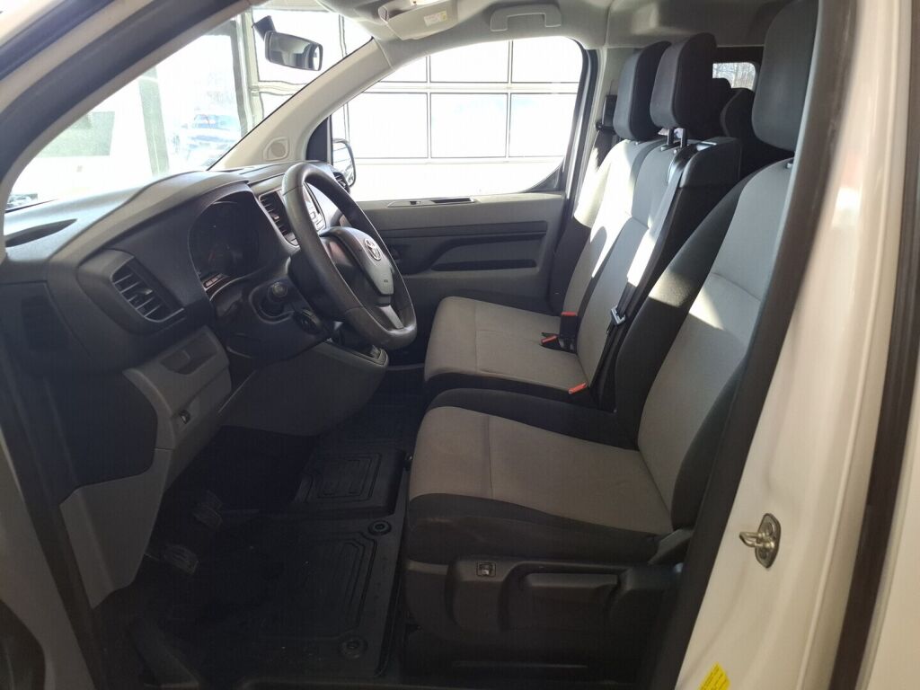 Toyota Proace Verso 2017 Valkoinen
