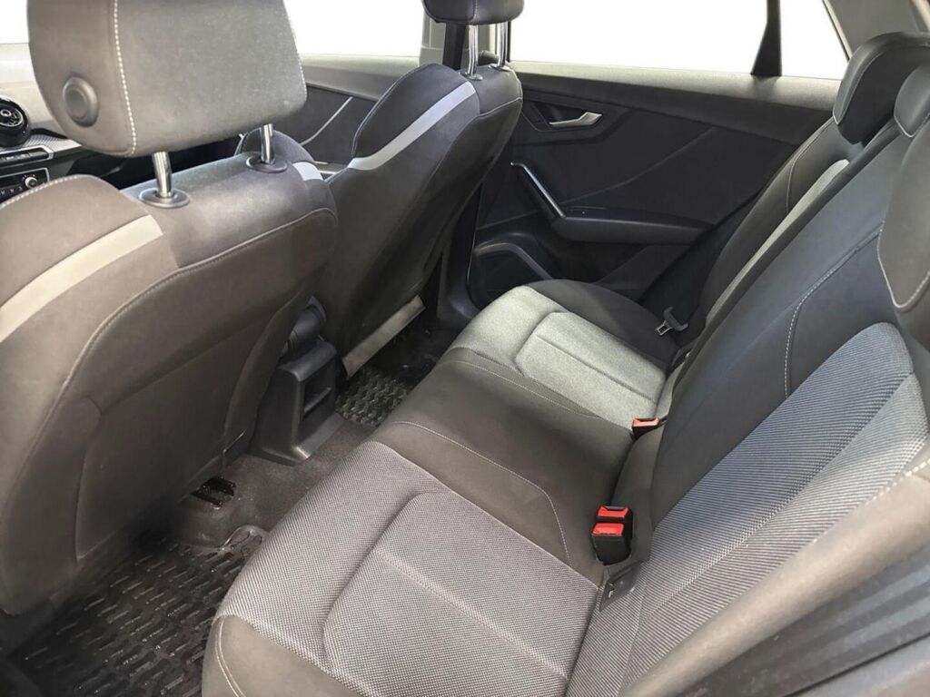 Audi Q2 2017 Valkoinen