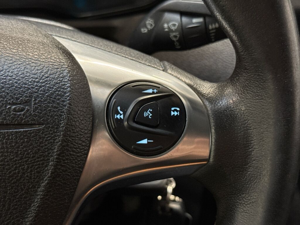 Ford Transit Custom 2017 Valkoinen