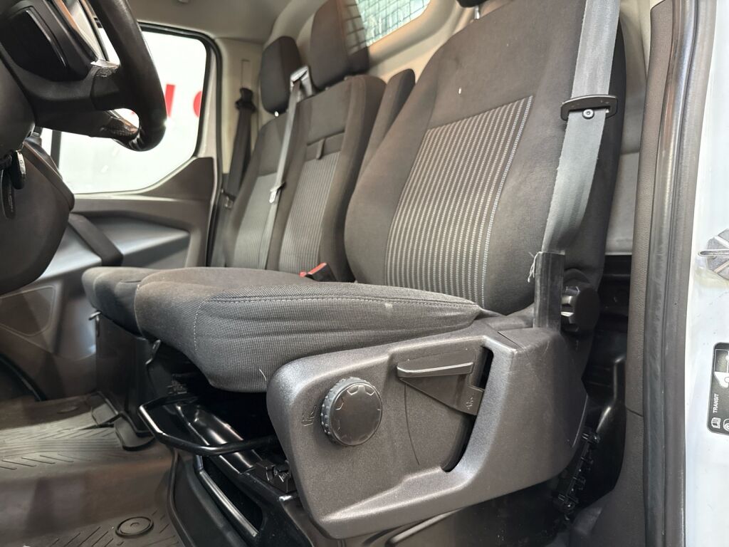 Ford Transit Custom 2017 Valkoinen