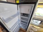 Bürstner Lyseo T728 G 2017 Valkoinen