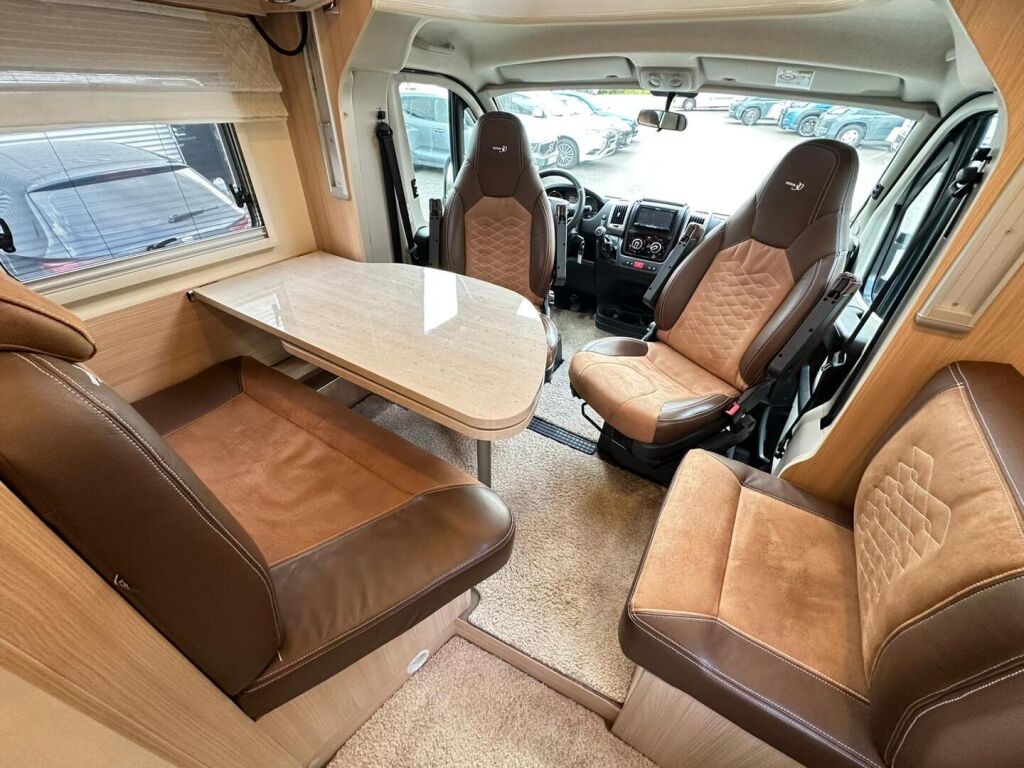 Bürstner Ixeo Time IT 734 G 30 Edition 2017 Valkoinen