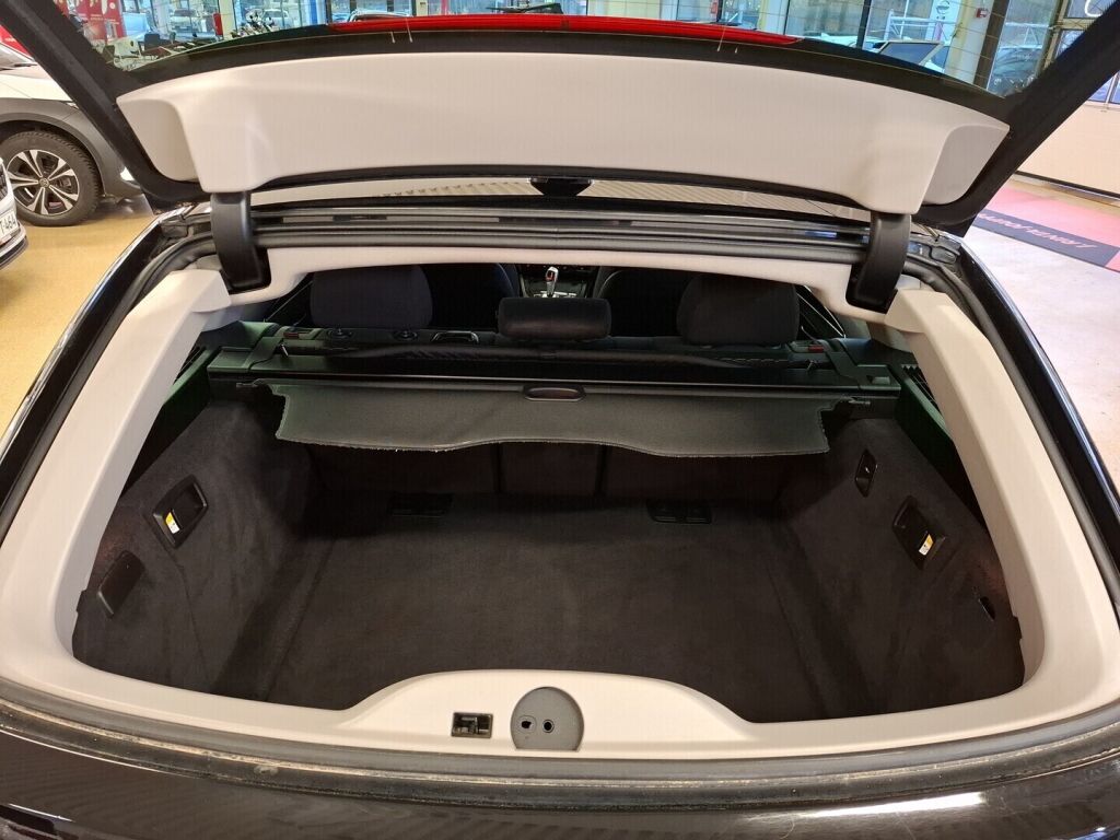 BMW 518 2013 Musta