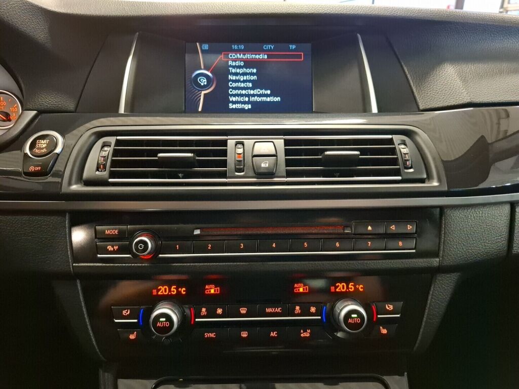 BMW 518 2013 Musta