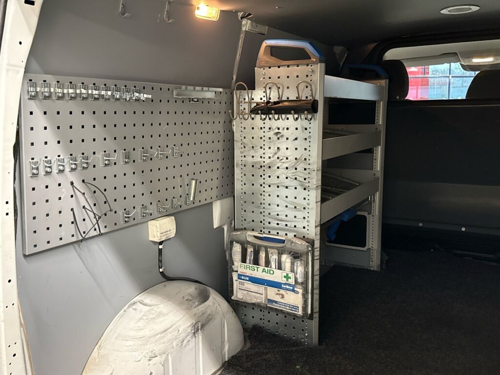 Mercedes-Benz Vito 2017 Valkoinen