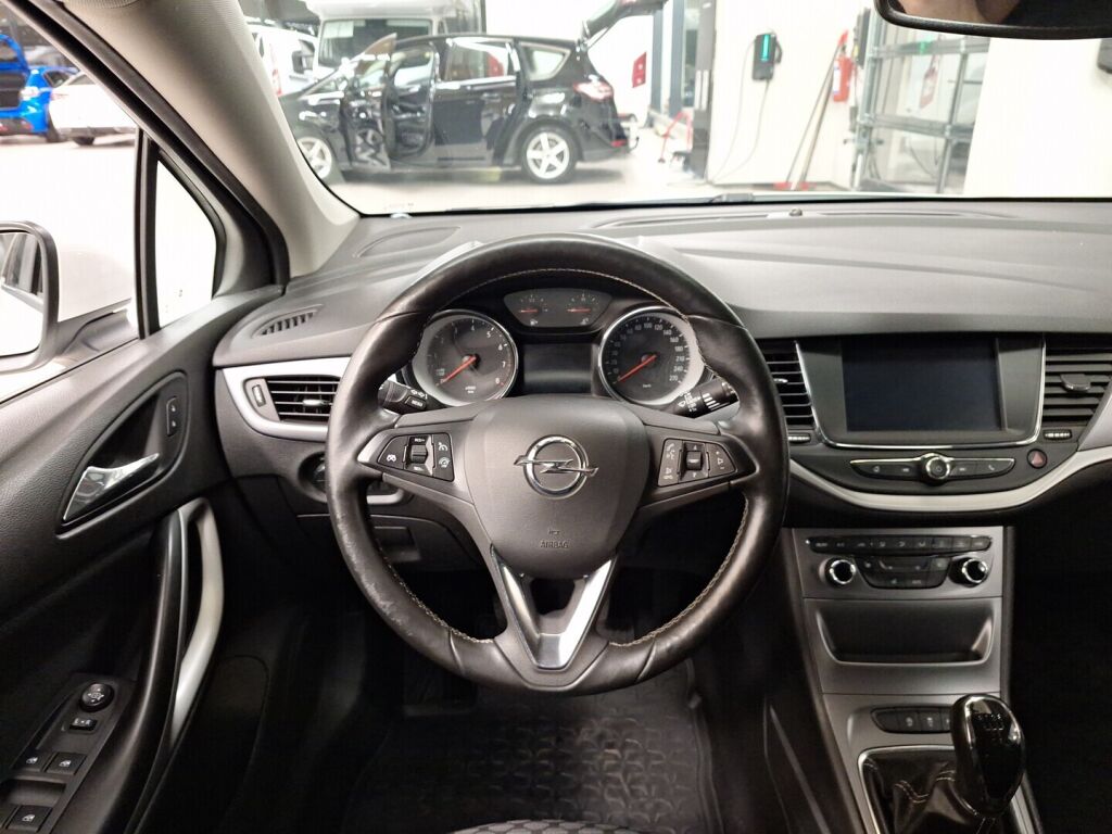 Opel Astra 2017 Valkoinen