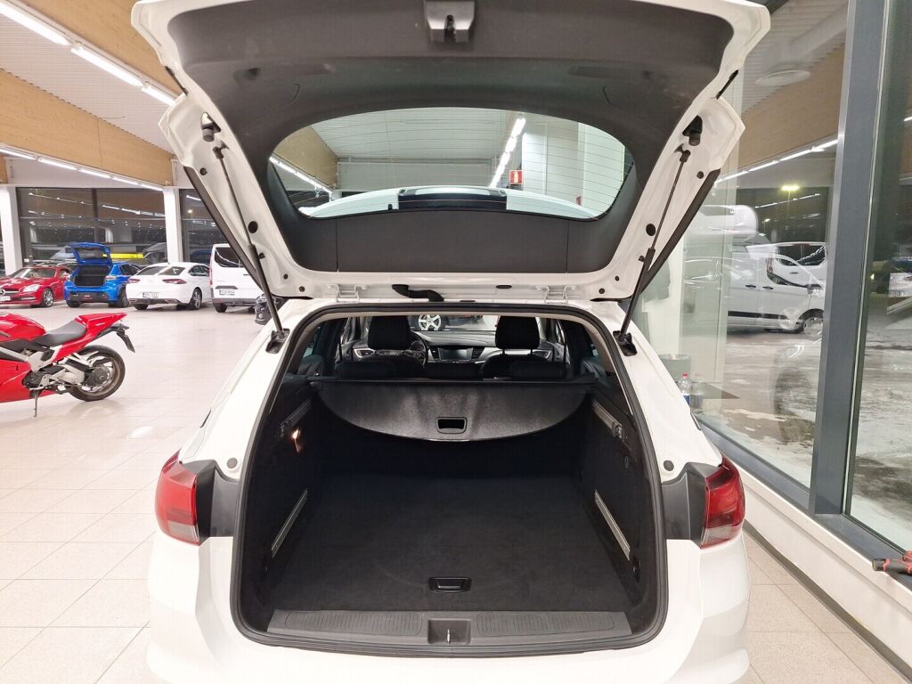 Opel Astra 2017 Valkoinen