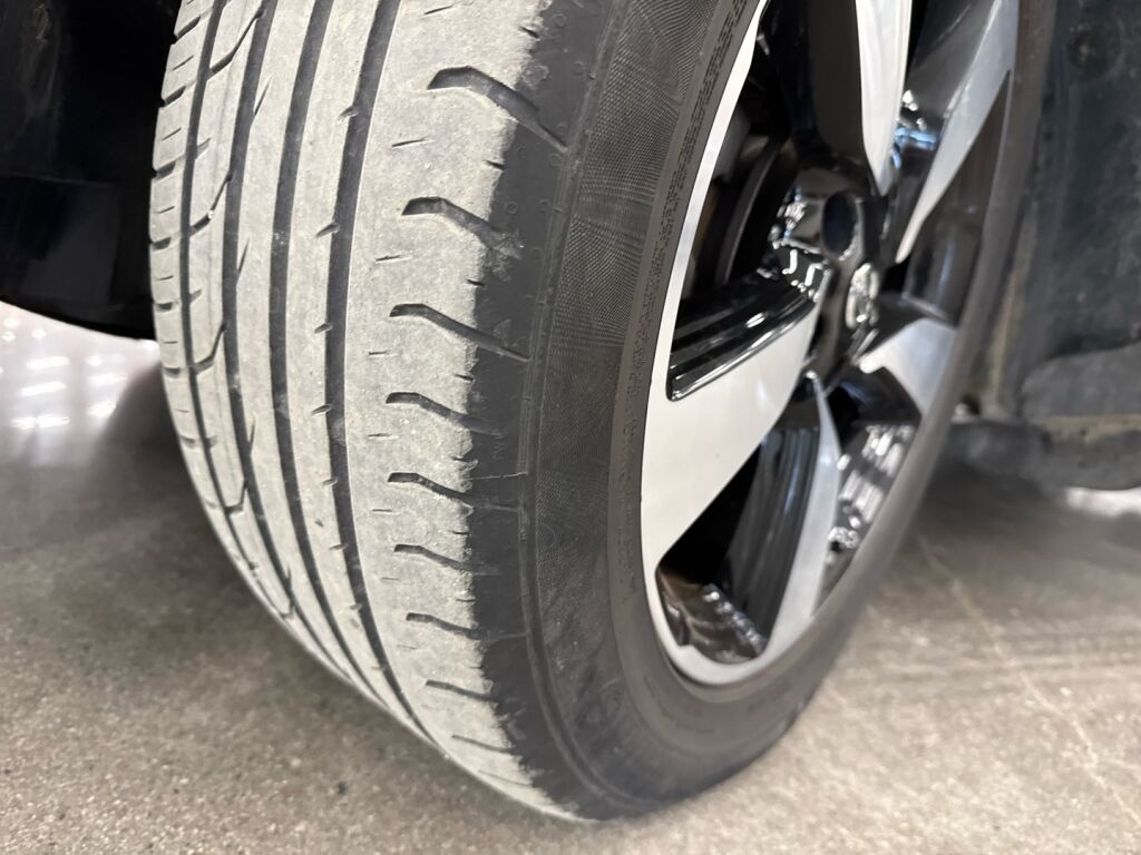 Nissan Qashqai 2017 Ruskea (beige)