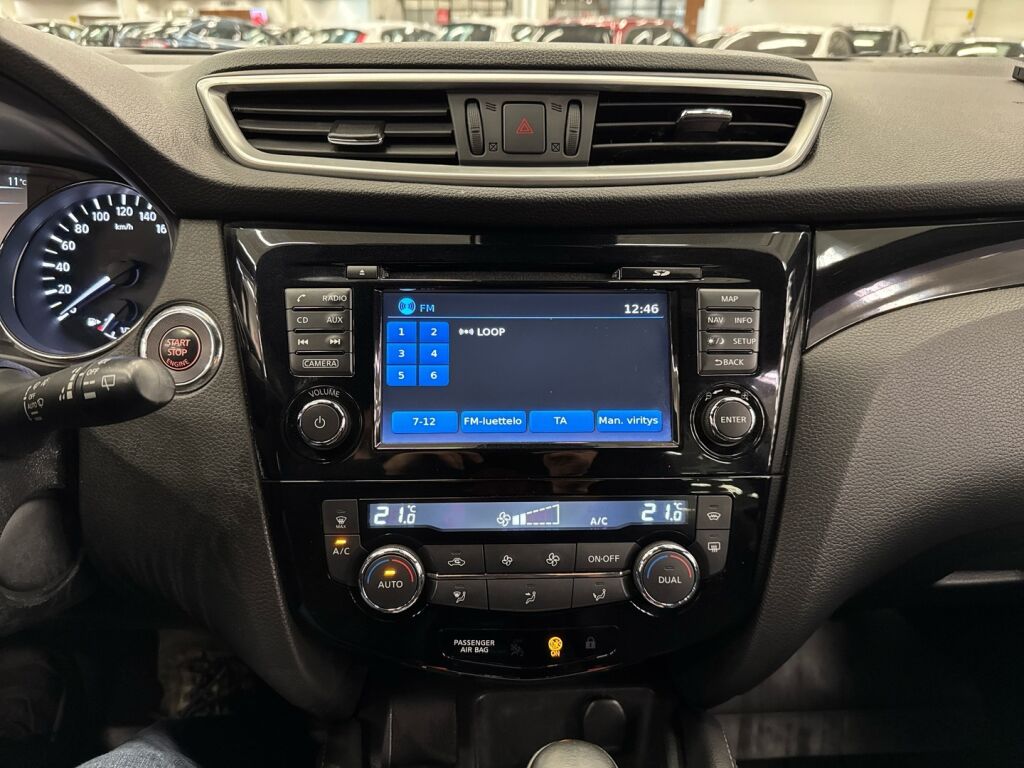 Nissan Qashqai 2017 Ruskea (beige)