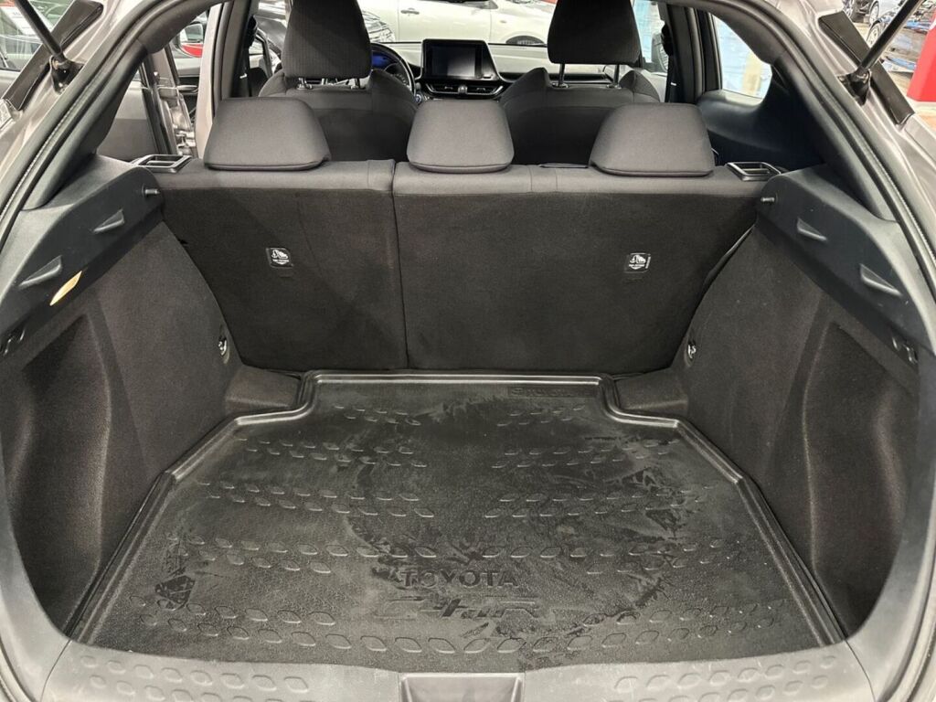 Toyota C-HR 2017 Hopea