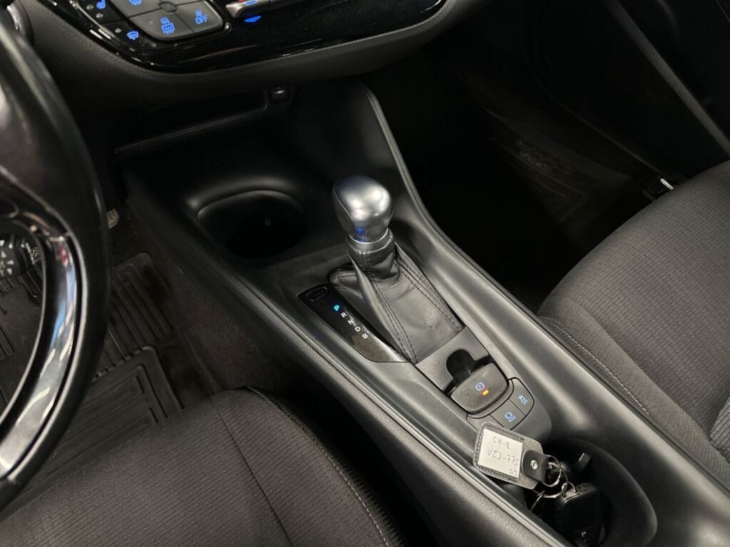 Toyota C-HR 2017 Hopea