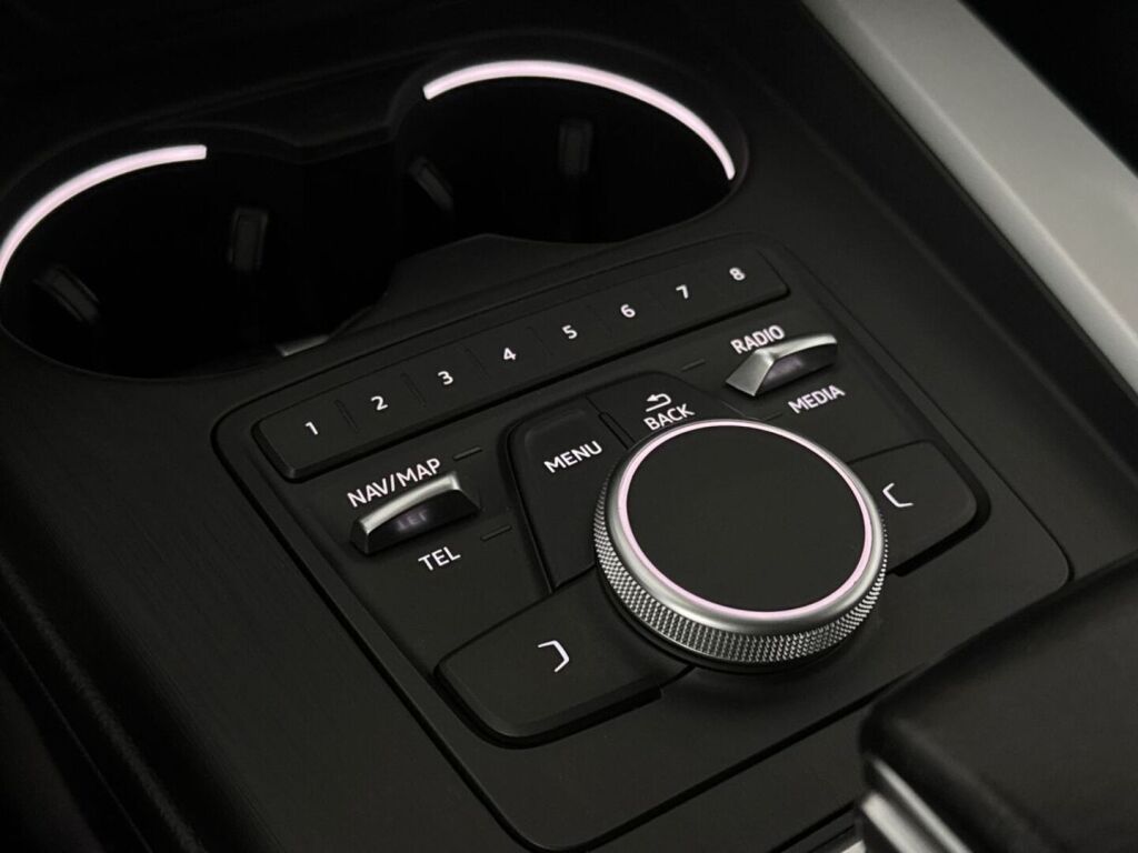 Audi A4 allroad quattro 2018 Valkoinen