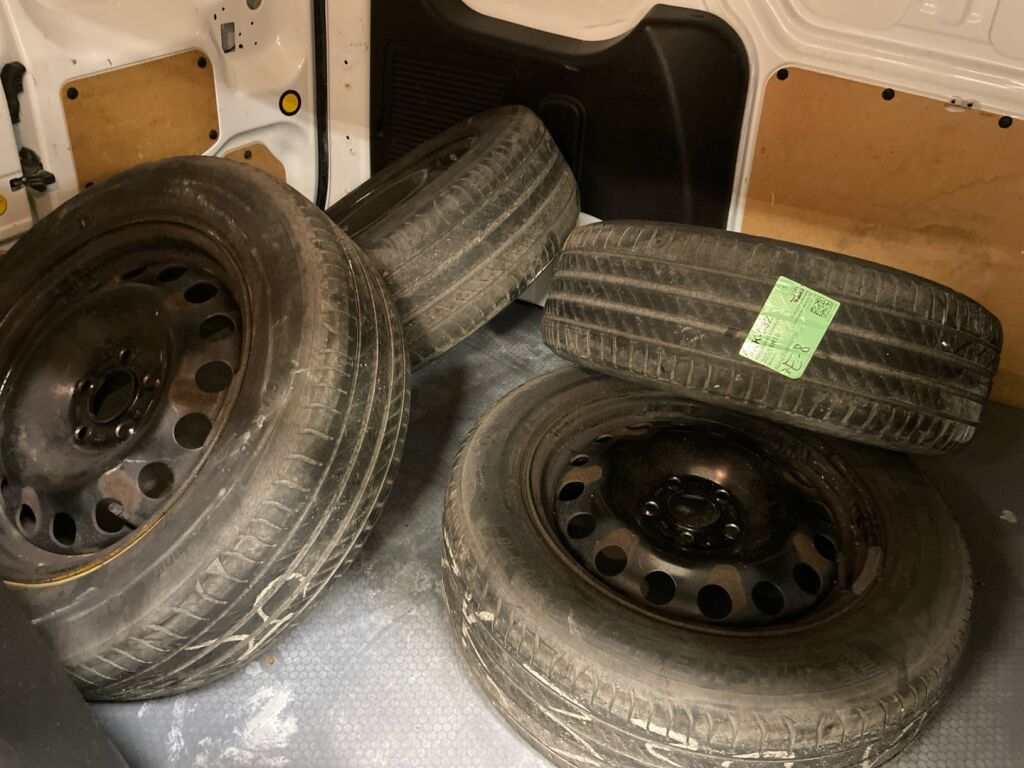 Ford Transit Connect 2018 Valkoinen