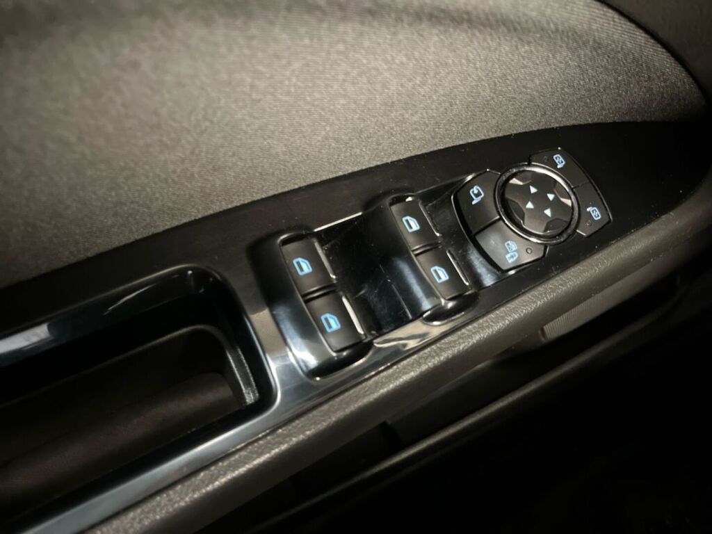 Ford Mondeo 2018 Musta