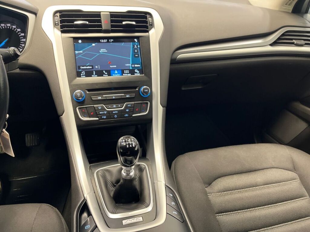 Ford Mondeo 2018 Musta