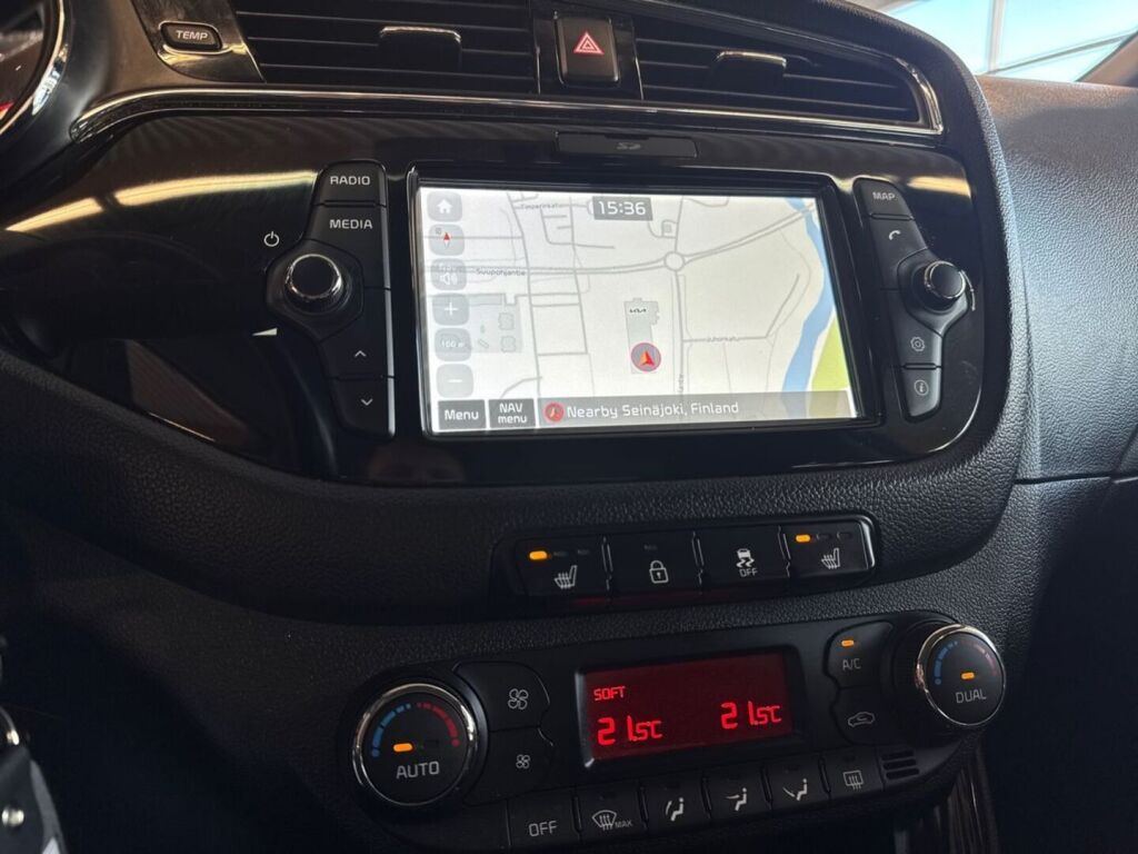 Kia Ceed 2018 Musta