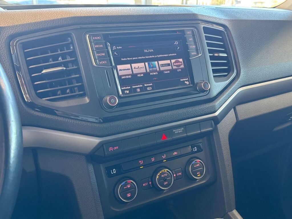 Volkswagen Amarok 2018 Valkoinen