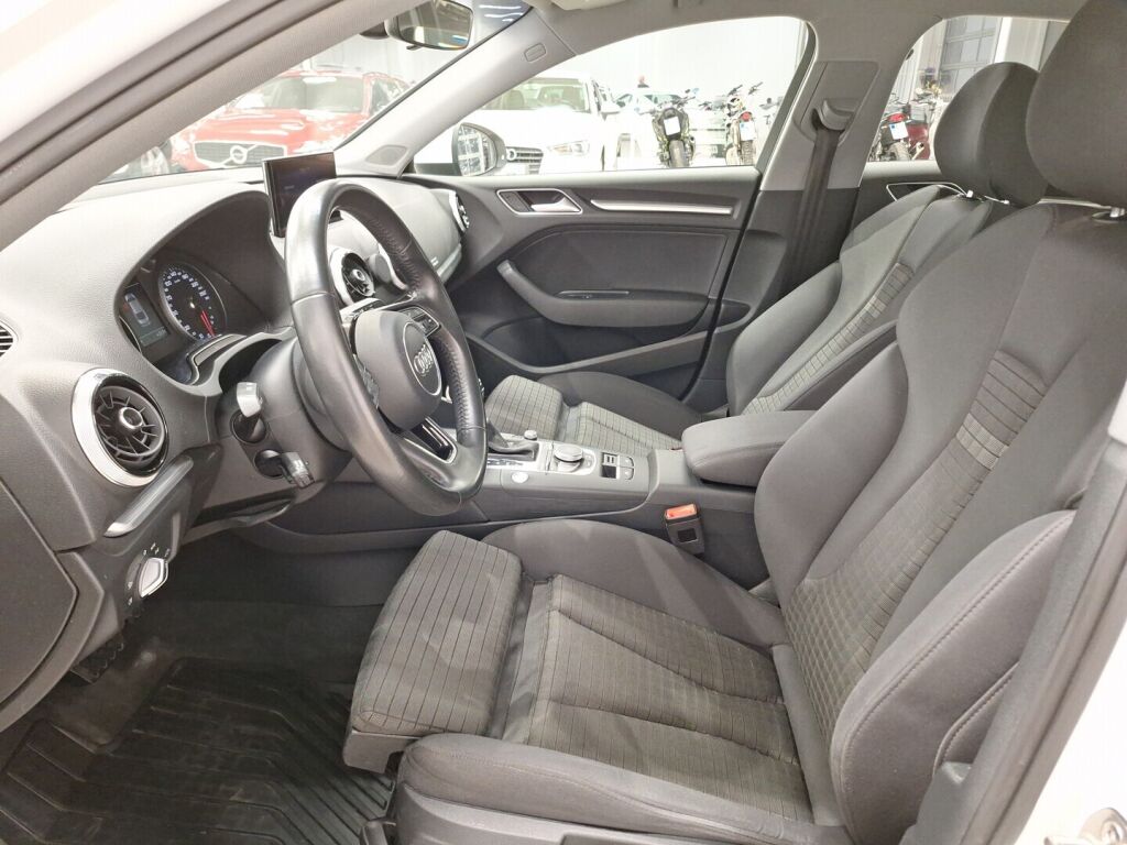 Audi A3 2018 Valkoinen