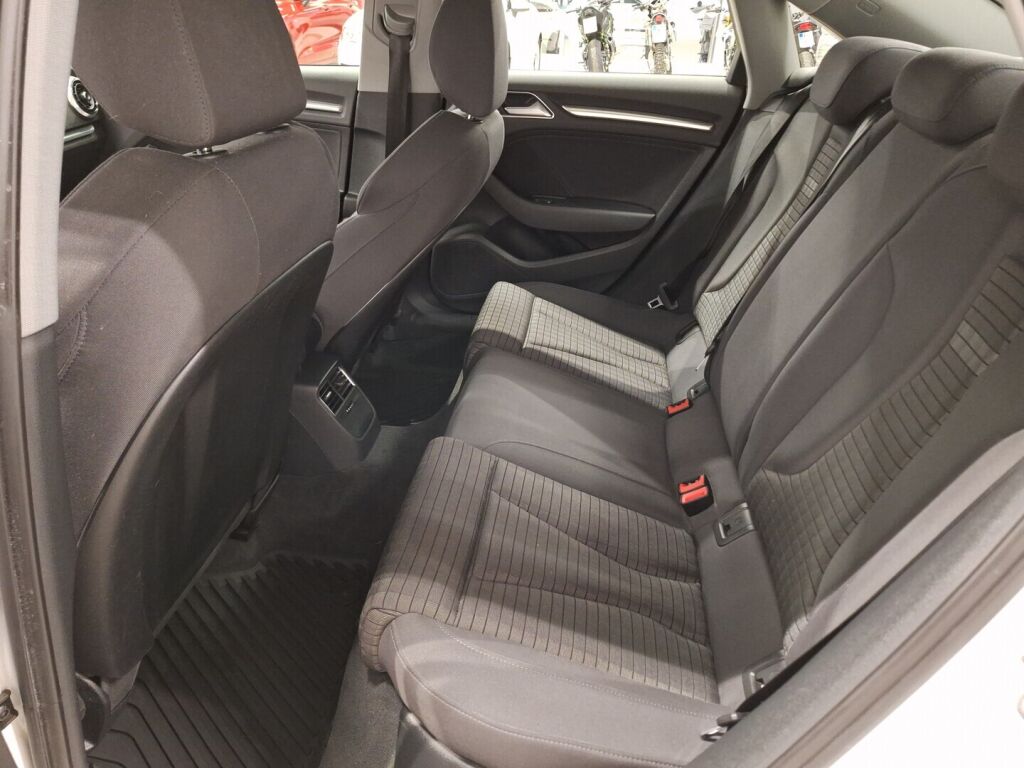 Audi A3 2018 Valkoinen