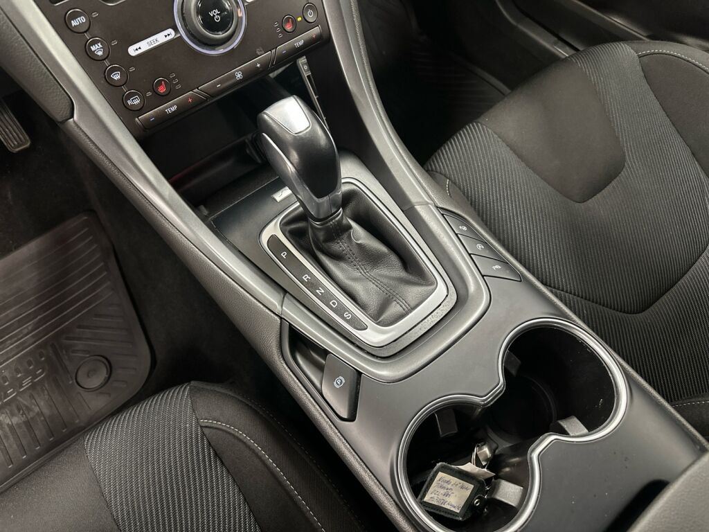 Ford Mondeo 2018 Harmaa