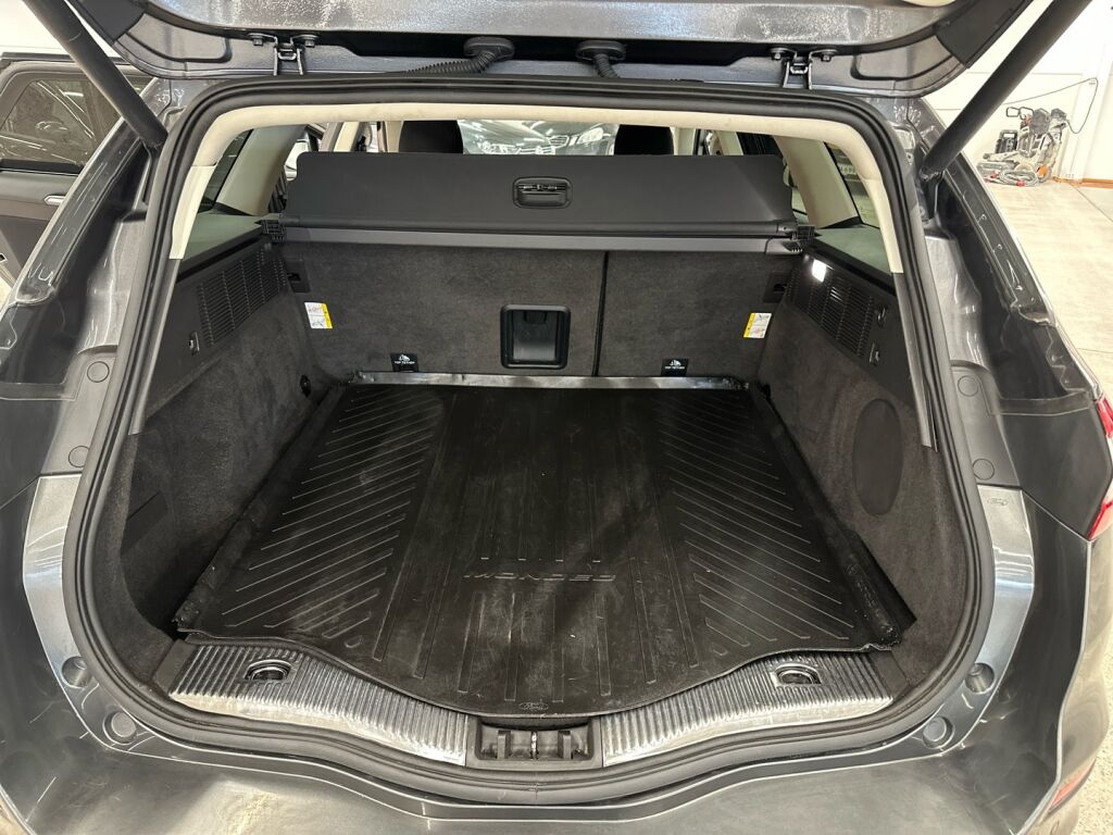 Ford Mondeo 2018 Harmaa