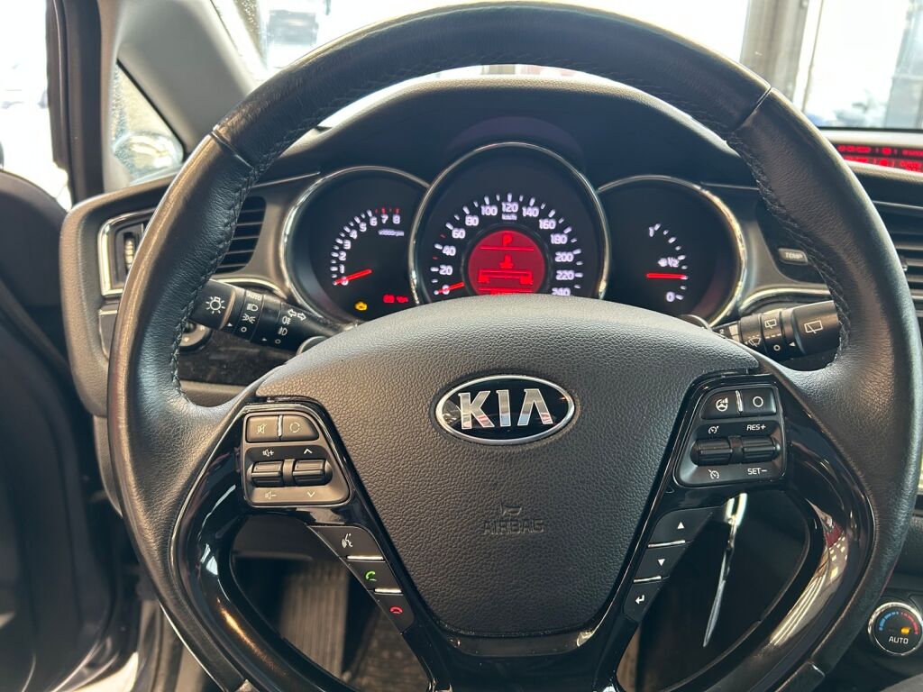 Kia Ceed 2018 Sininen