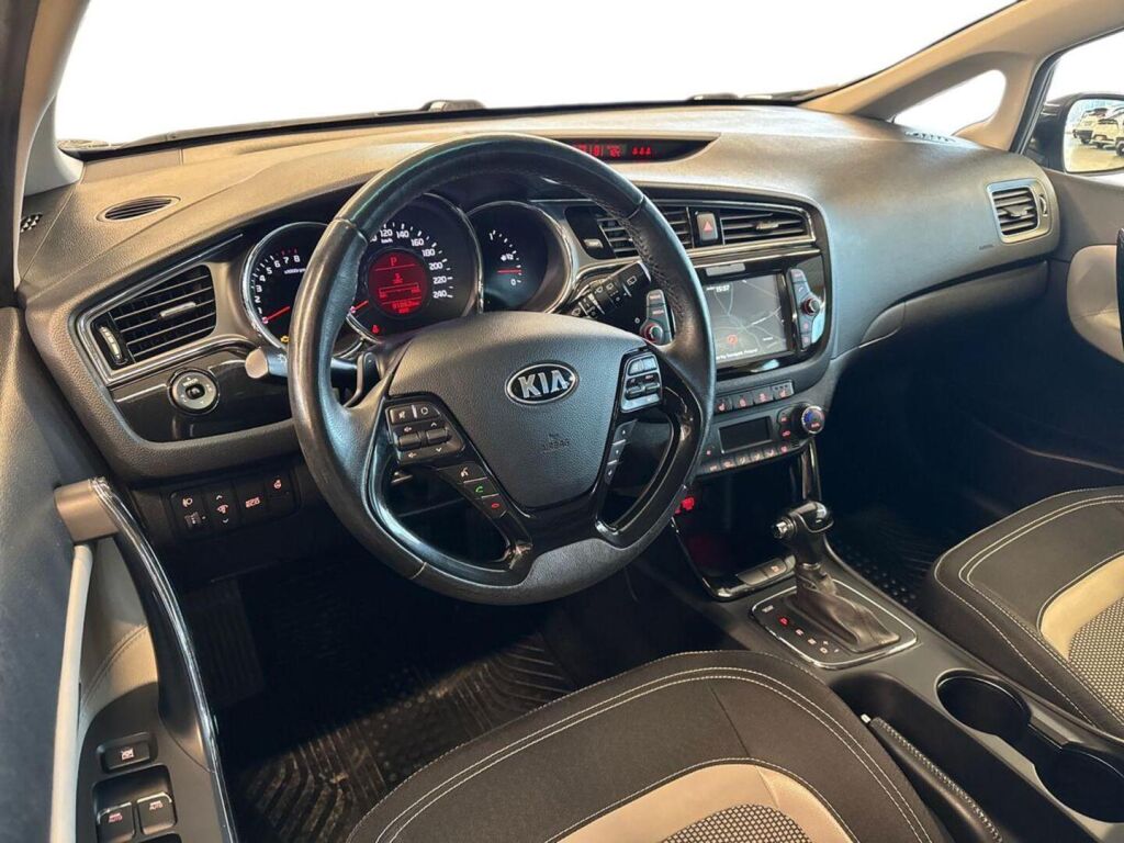 Kia Ceed 2018 Sininen