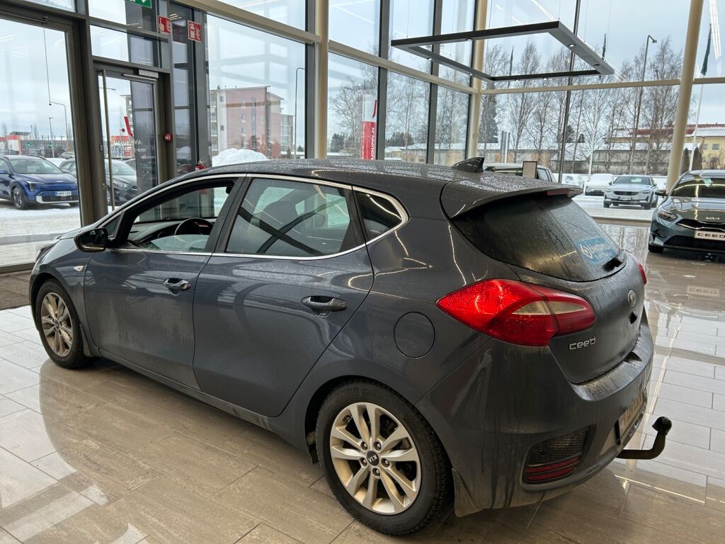 Kia Ceed 2018 Sininen