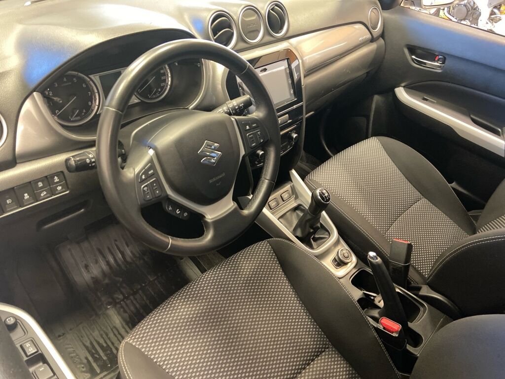 Suzuki Vitara 2017 Hopea