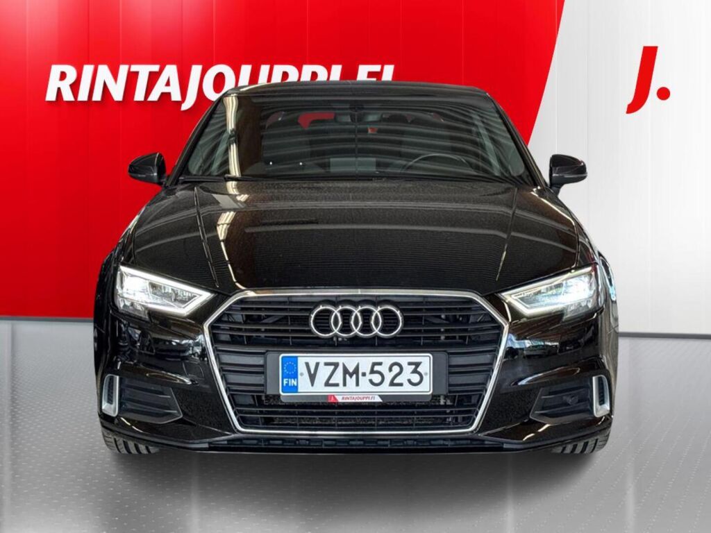 Audi A3 2018 Musta