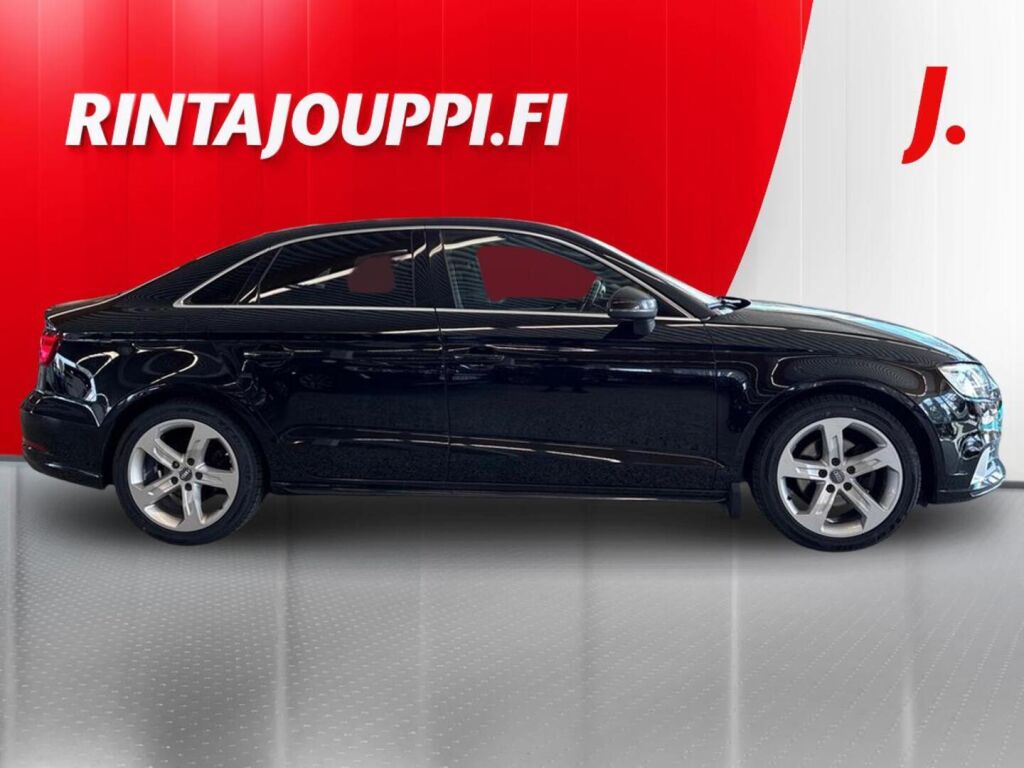 Audi A3 2018 Musta