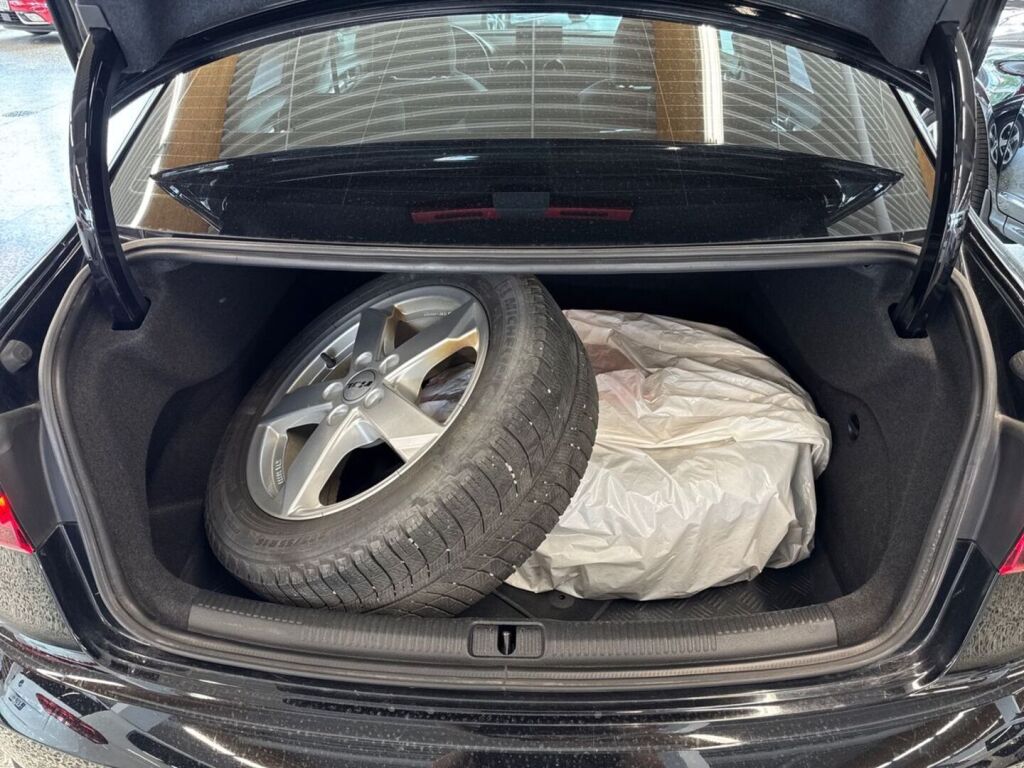 Audi A3 2018 Musta