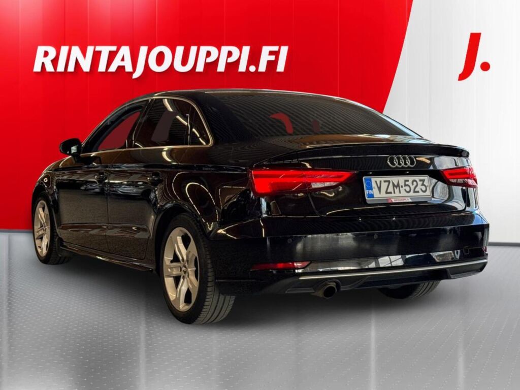 Audi A3 2018 Musta