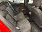 Opel Astra 2018 Punainen