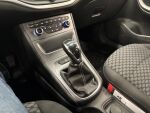 Opel Astra 2018 Punainen