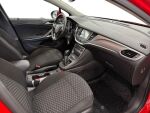 Opel Astra 2018 Punainen